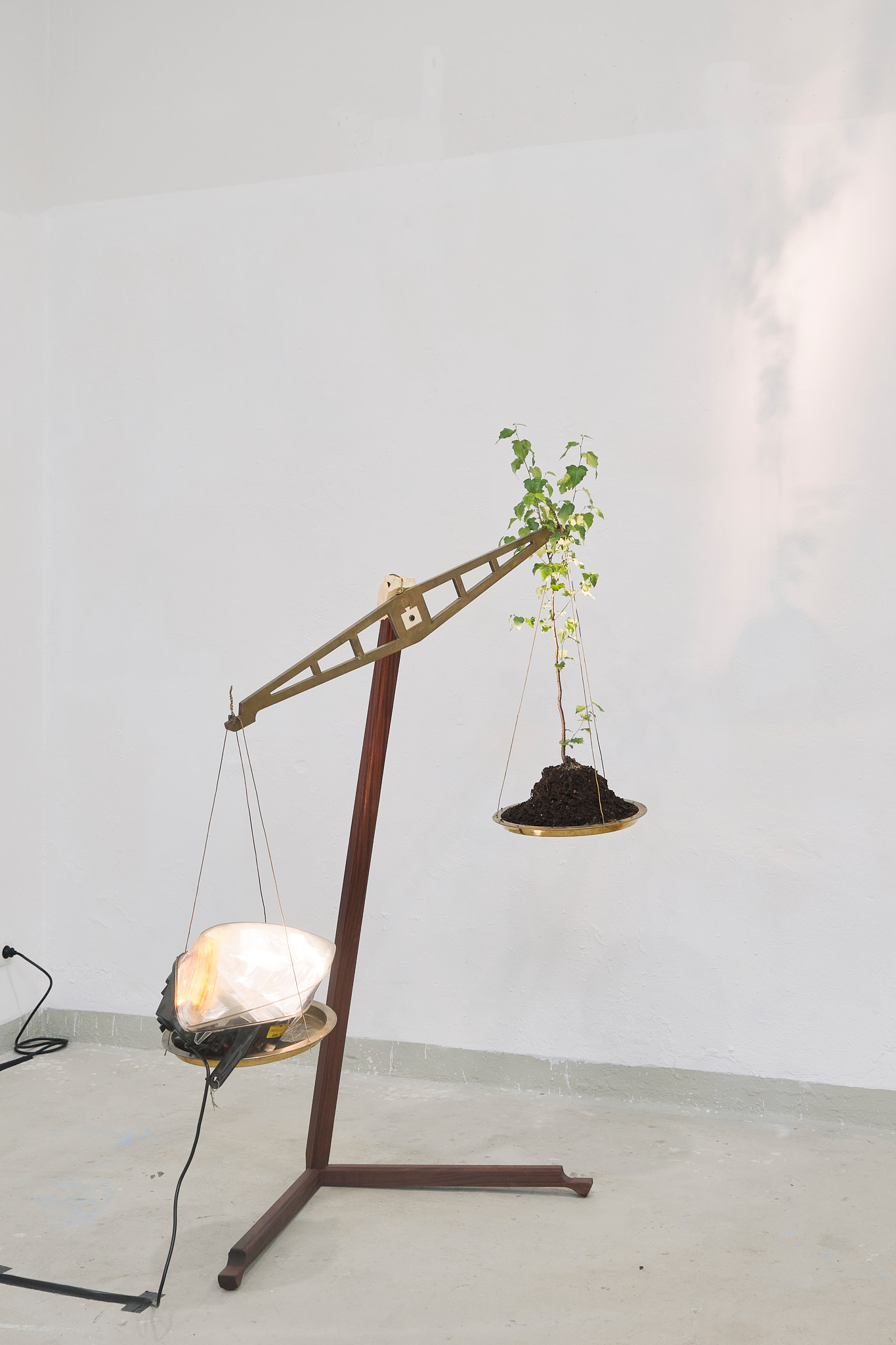 VERSUS – BALANCE, installation view